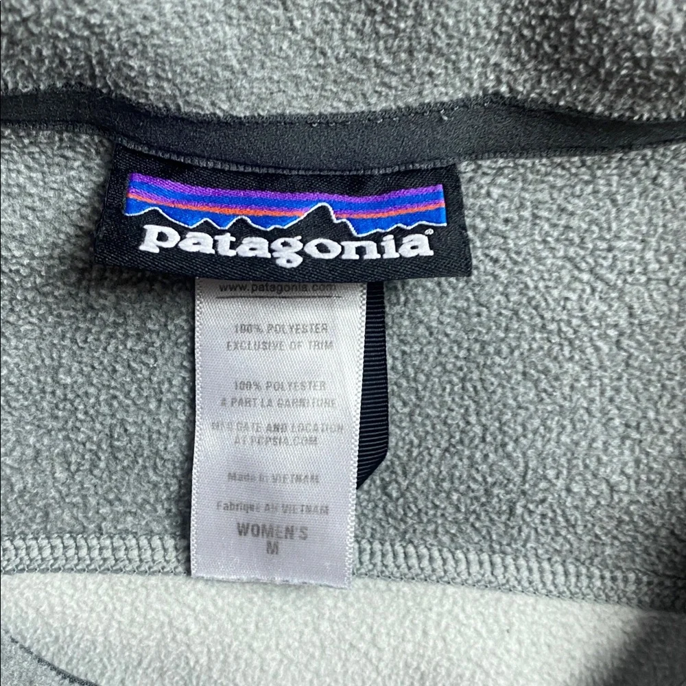Patagonia Two-Tone Gray women’s medium Performance Jacket